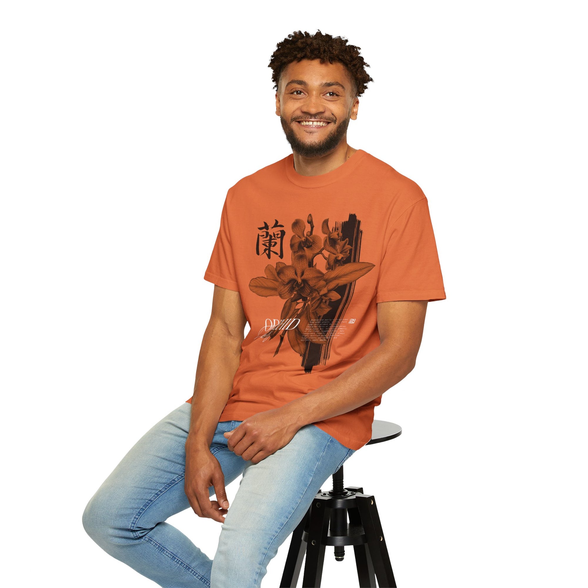 Chic Graphic T-Shirt, Botanical Design, Casual Nature Lover Tee