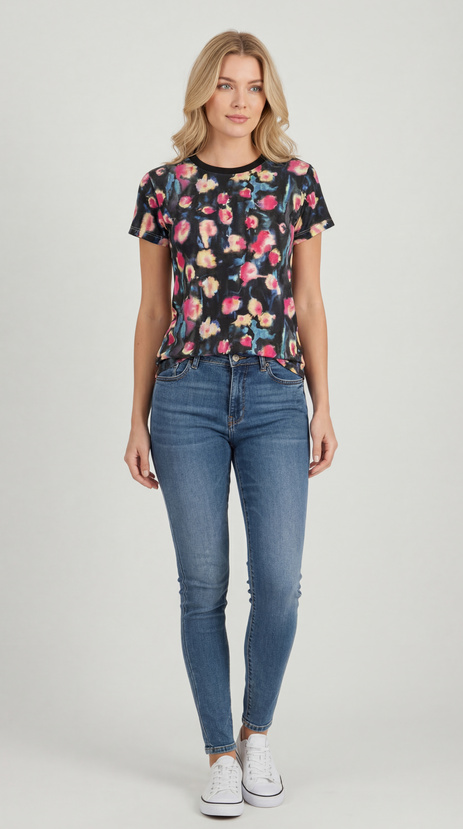 Abstract Skinz Womens Tee