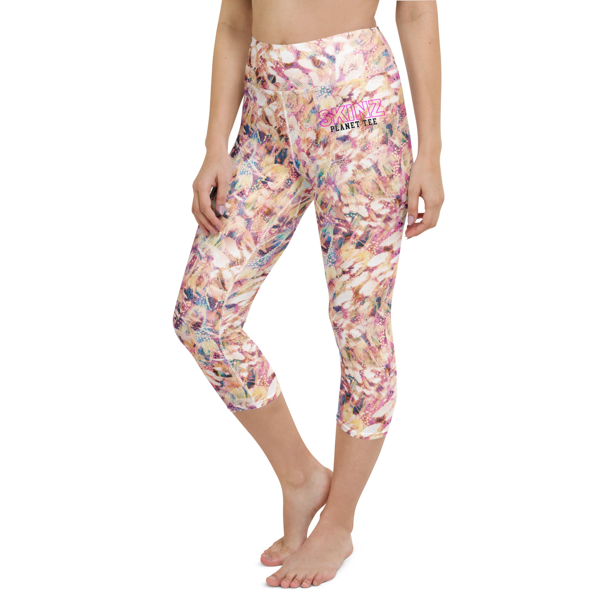 Abstract Feather Print Yoga Capri Leggings